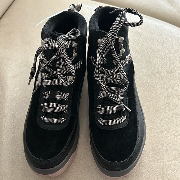 🆕 NWOB Ryka Women's Halo Hiking Boot Water Repellent Size 7 - Picture 2 of 11